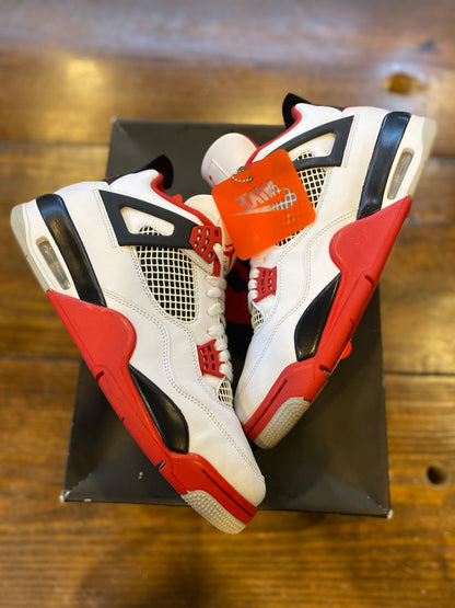 Jordan 4 Retro Fire Red (2020) PRE-OWNED