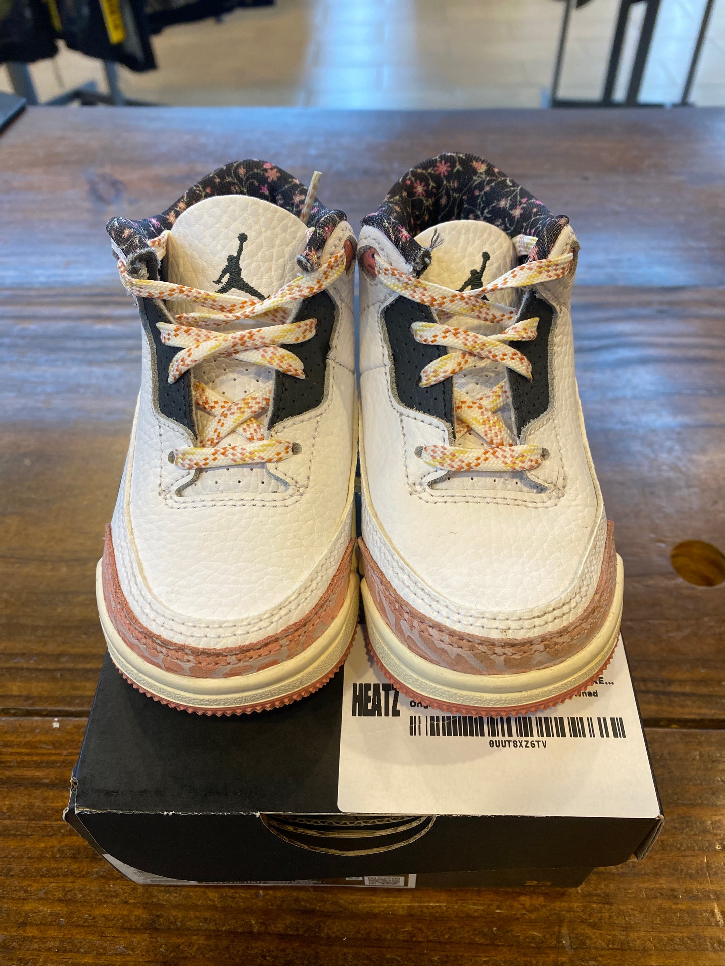 Jordan 3 Retro Red Stardust (TD) PRE-OWNED