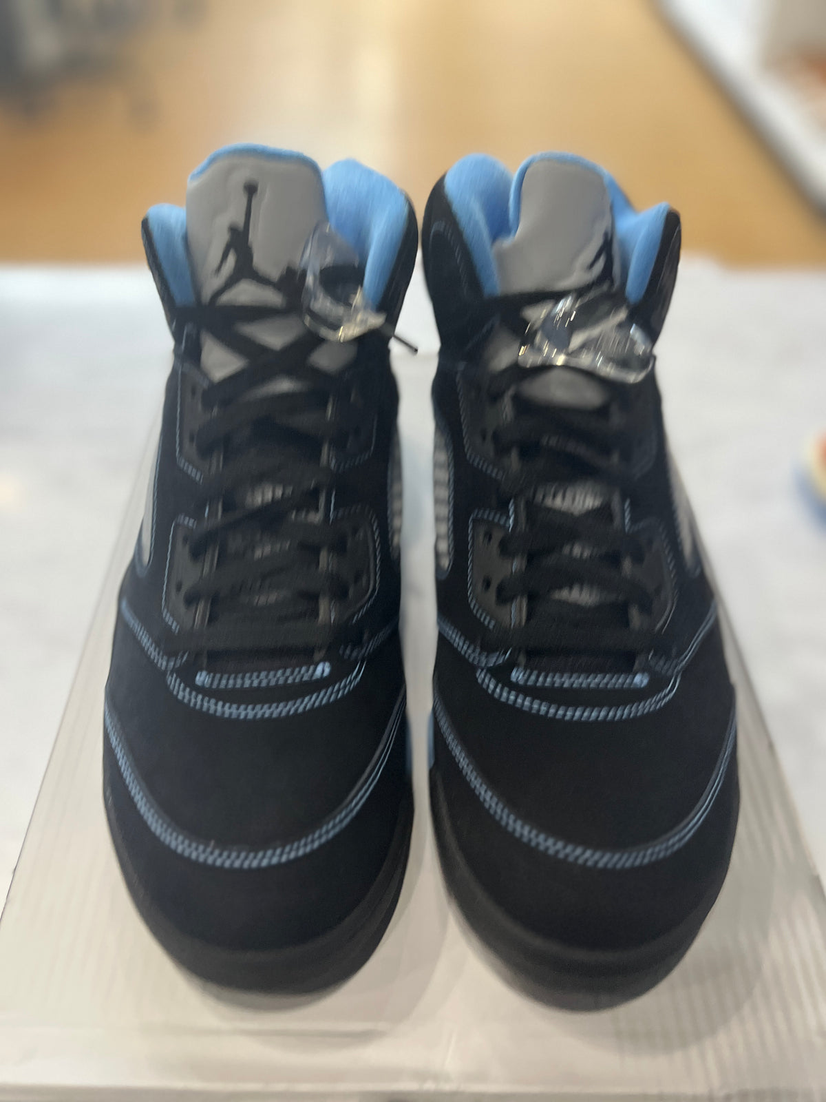 Jordan 5 Retro Black University Blue (2026) PRE-OWNED