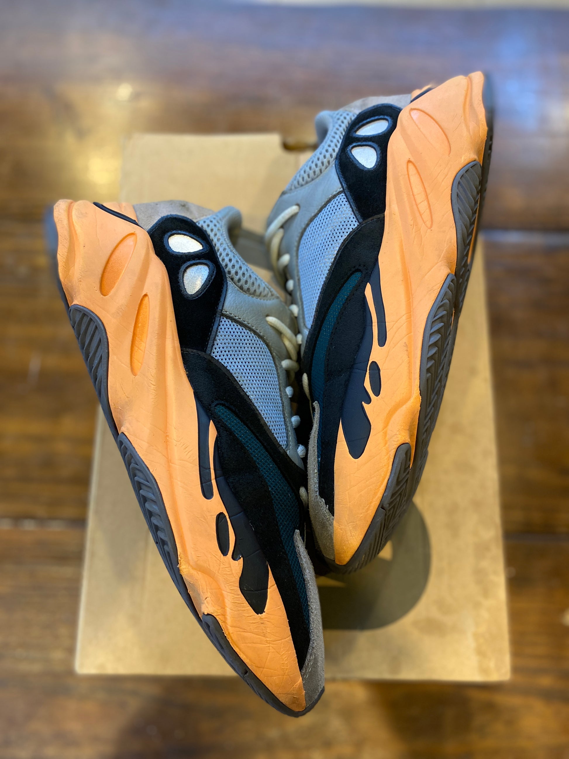 adidas Yeezy Boost 700 Wash Orange PRE-OWNED