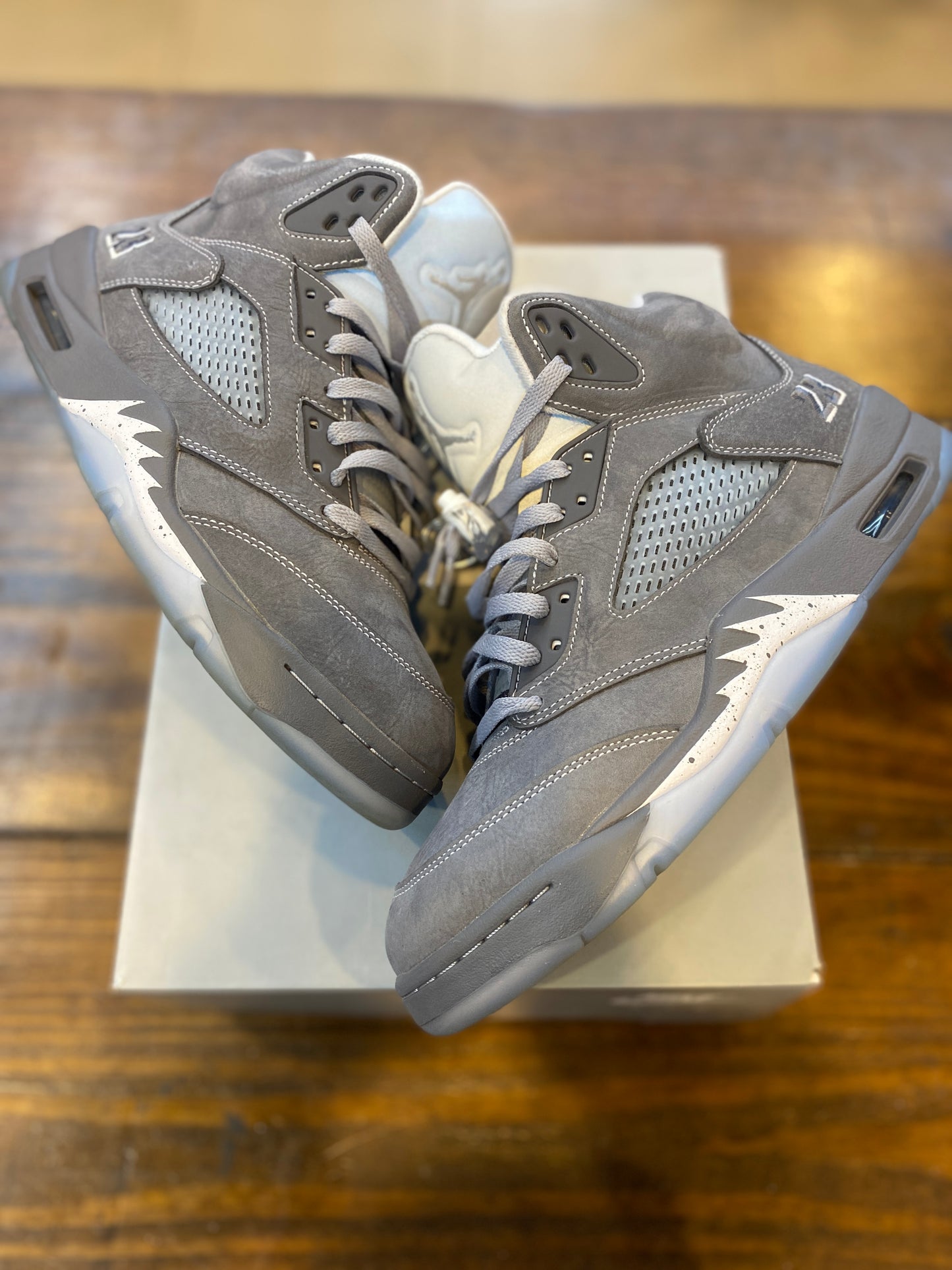 Jordan 5 Retro Wolf Grey (2026) PRE-OWNED
