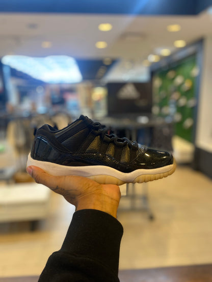 Jordan 11 Retro Low 72-10 (GS) PRE-OWNED