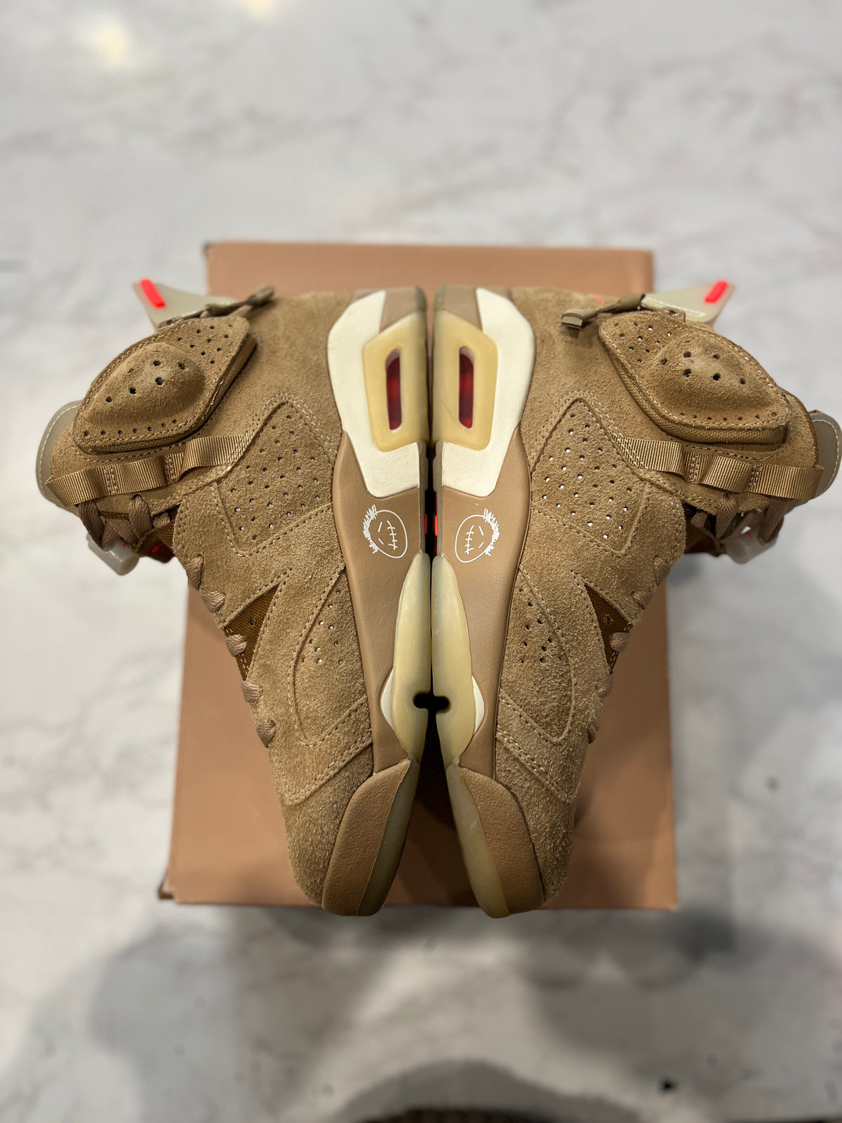 Jordan 6 Retro Travis Scott British Khaki PRE-OWNED