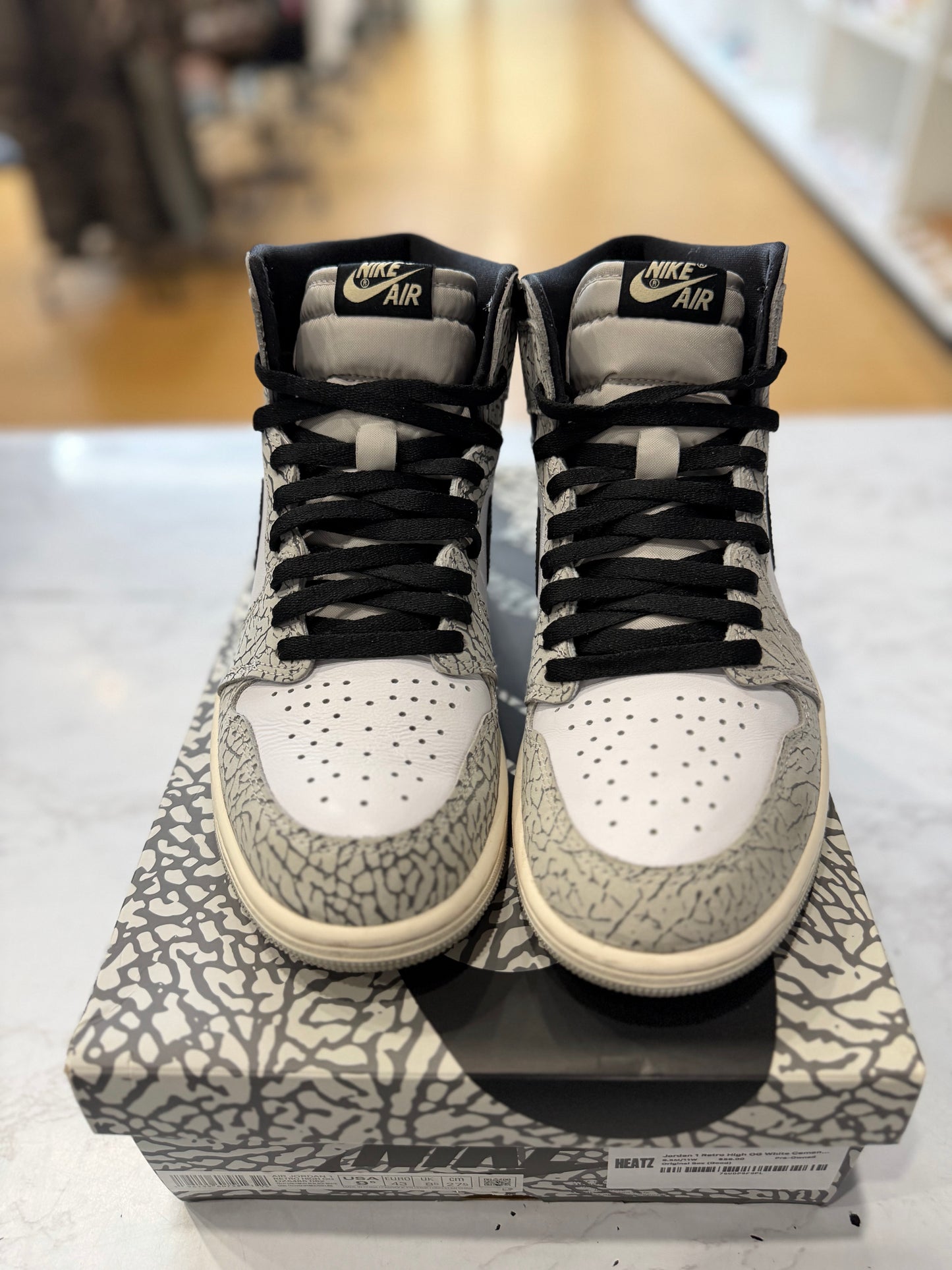 Jordan 1 Retro High OG White Cement PRE-OWNED