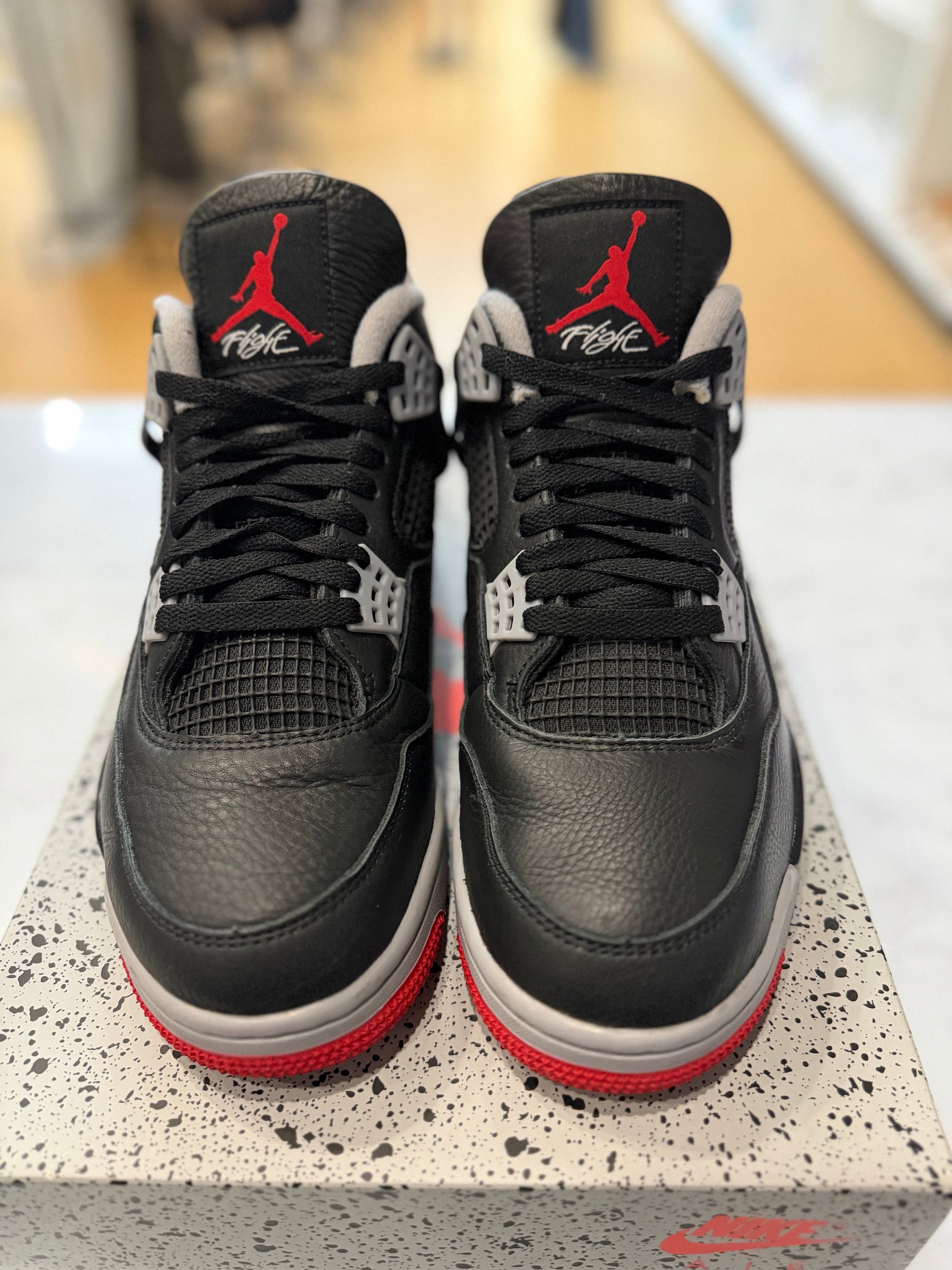 Jordan 4 Retro Bred Reimagined PRE-OWNED