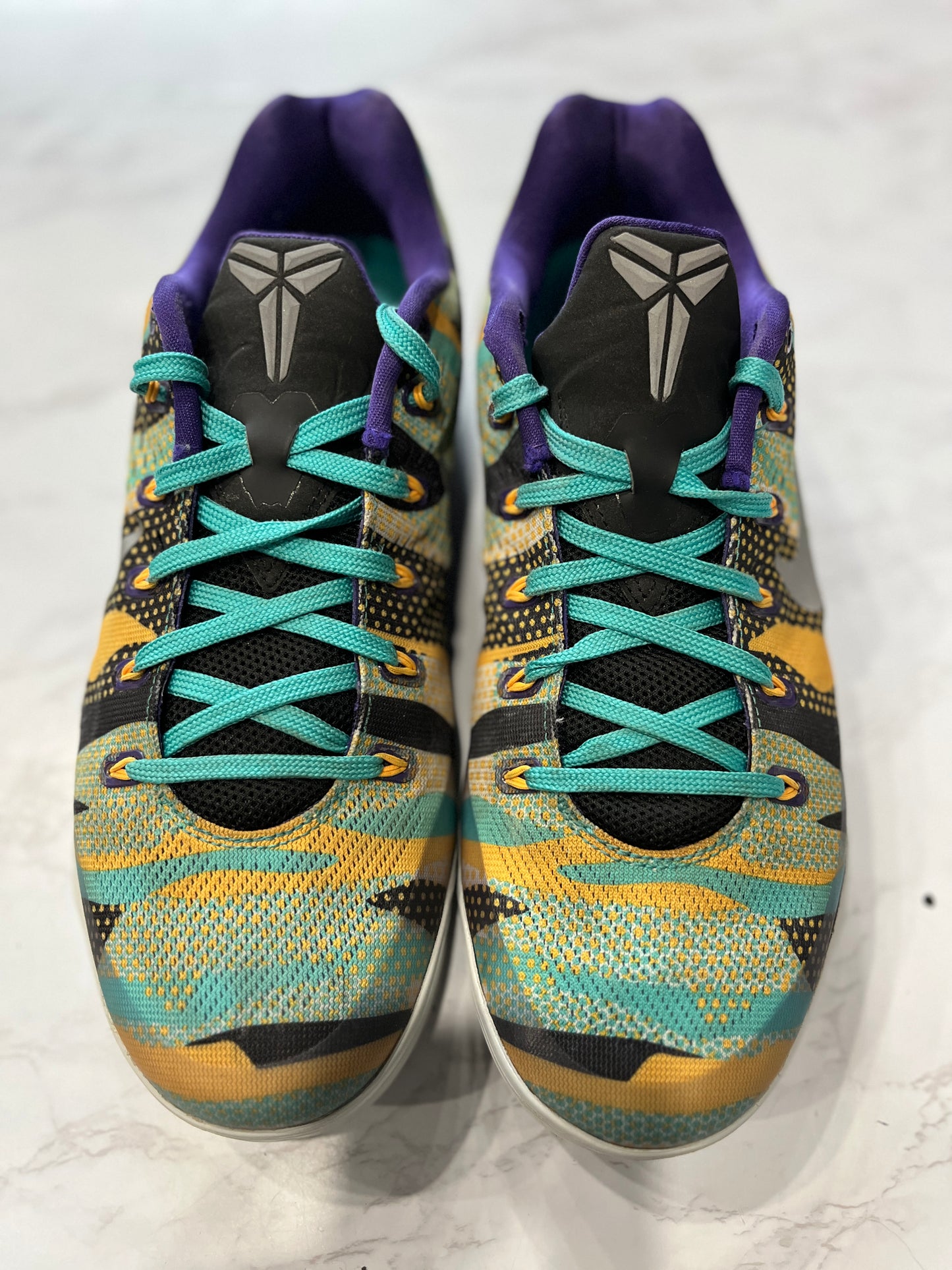 Nike Kobe 9 EM Low Unleashed PRE-OWNED