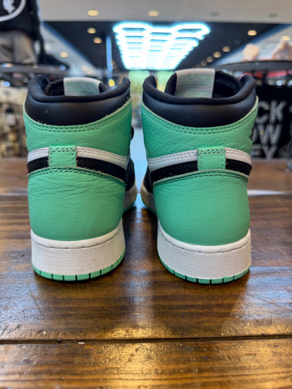Jordan 1 Retro High OG Green Glow (GS) PRE-OWNED