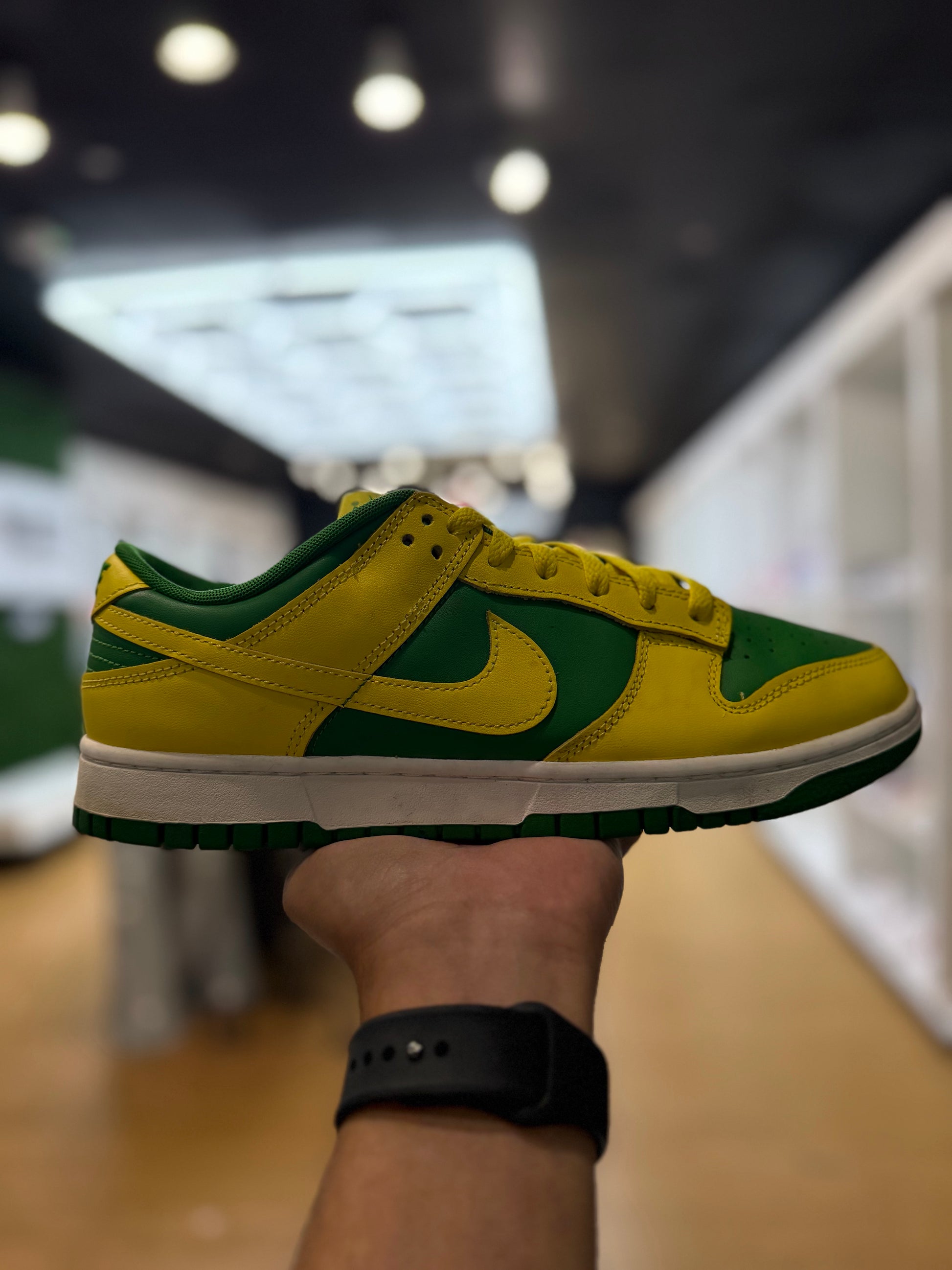 Nike Dunk Low Retro Reverse Brazil