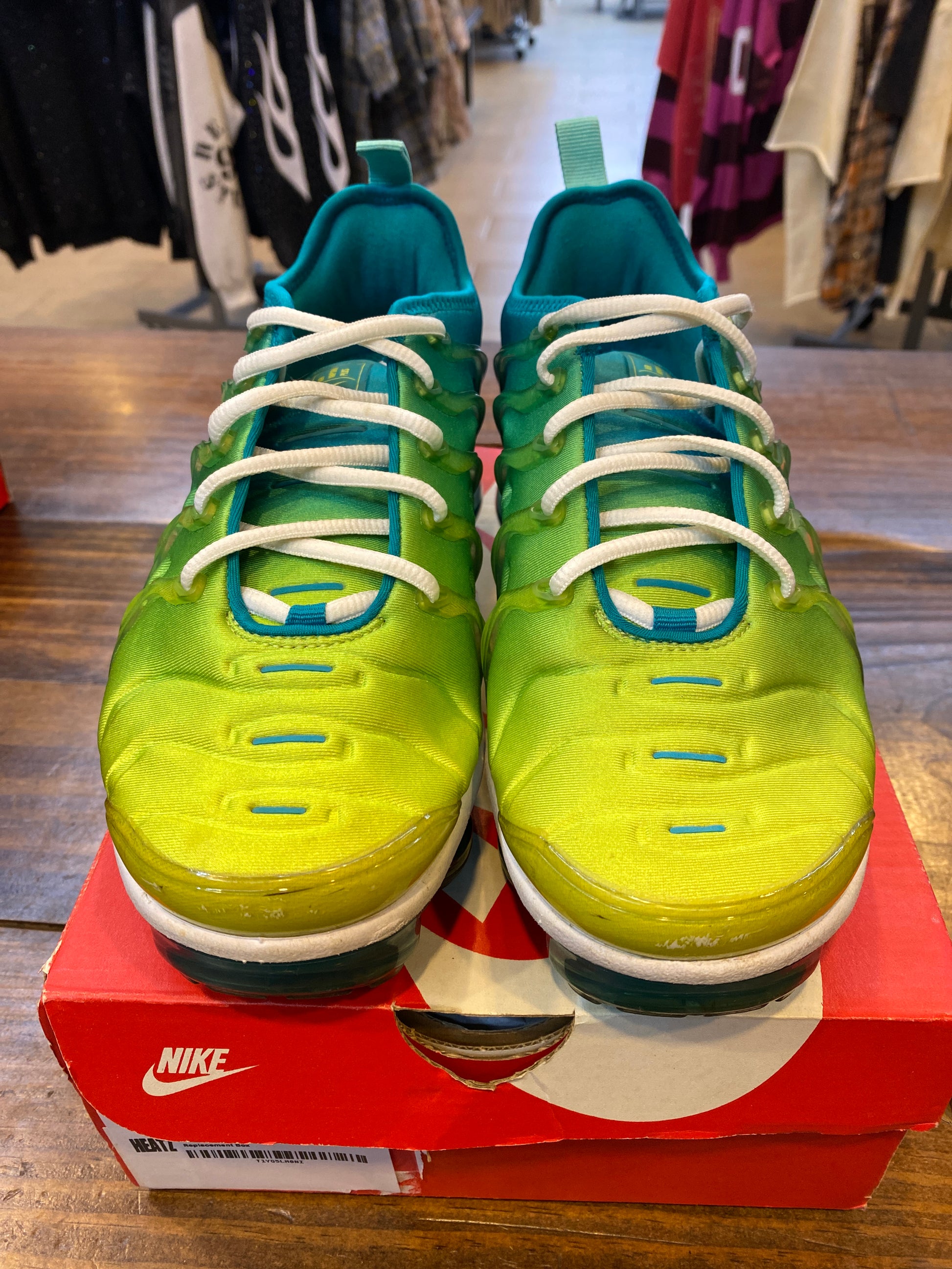 Nike Air VaporMax Plus Lemon Lime (Women's) PRE-OWNED