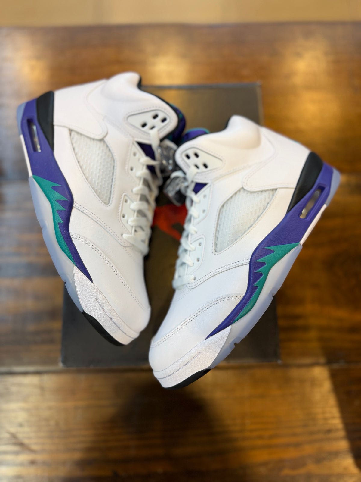 Jordan 5 Retro Grape (2025) PRE-OWNED