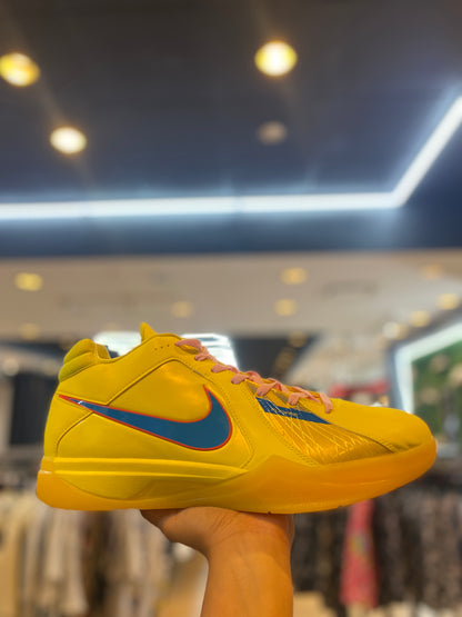 Nike KD 3 Christmas (2023) PRE-OWNED