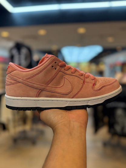 Nike SB Dunk Low Pink Pig PRE-OWNED