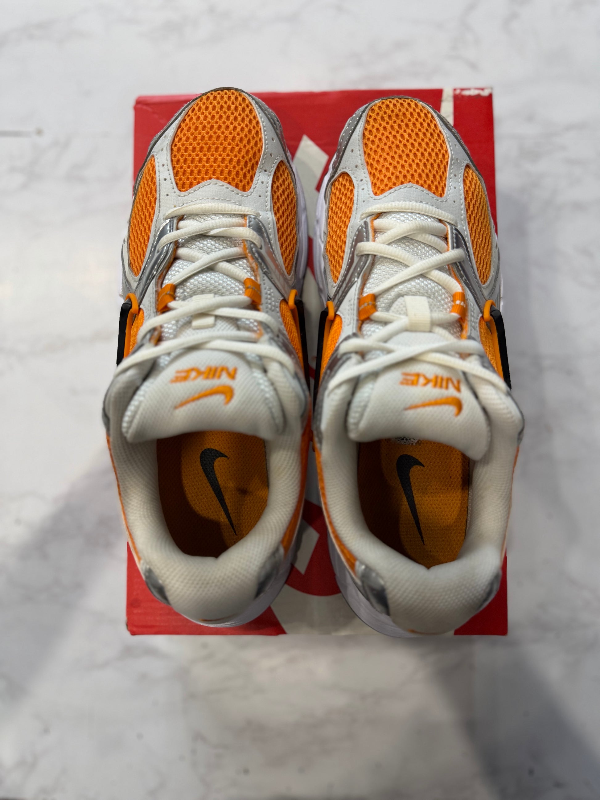 Nike V5 RNR Bright Ceramic PRE-OWNED