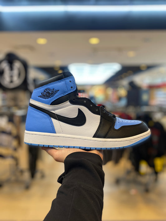 Jordan 1 Retro High OG UNC Toe PRE-OWNED