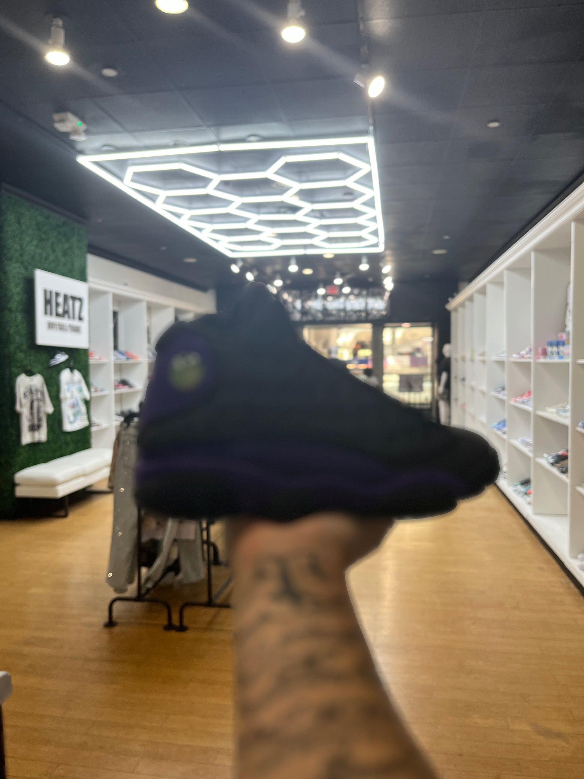 Jordan 13 Retro Court Purple PRE-OWNED