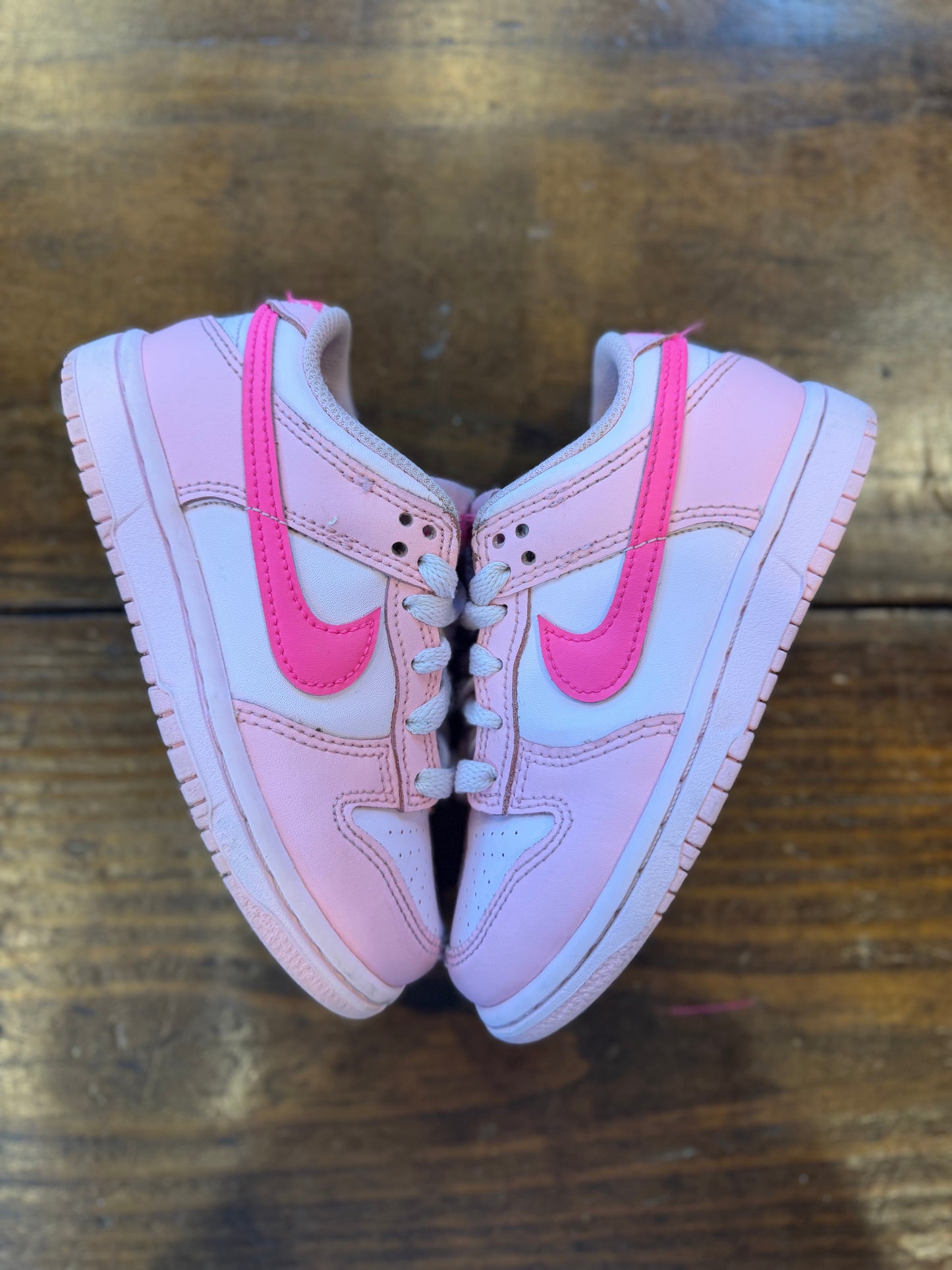 Nike Dunk Low Triple Pink (PS) PRE-OWNED