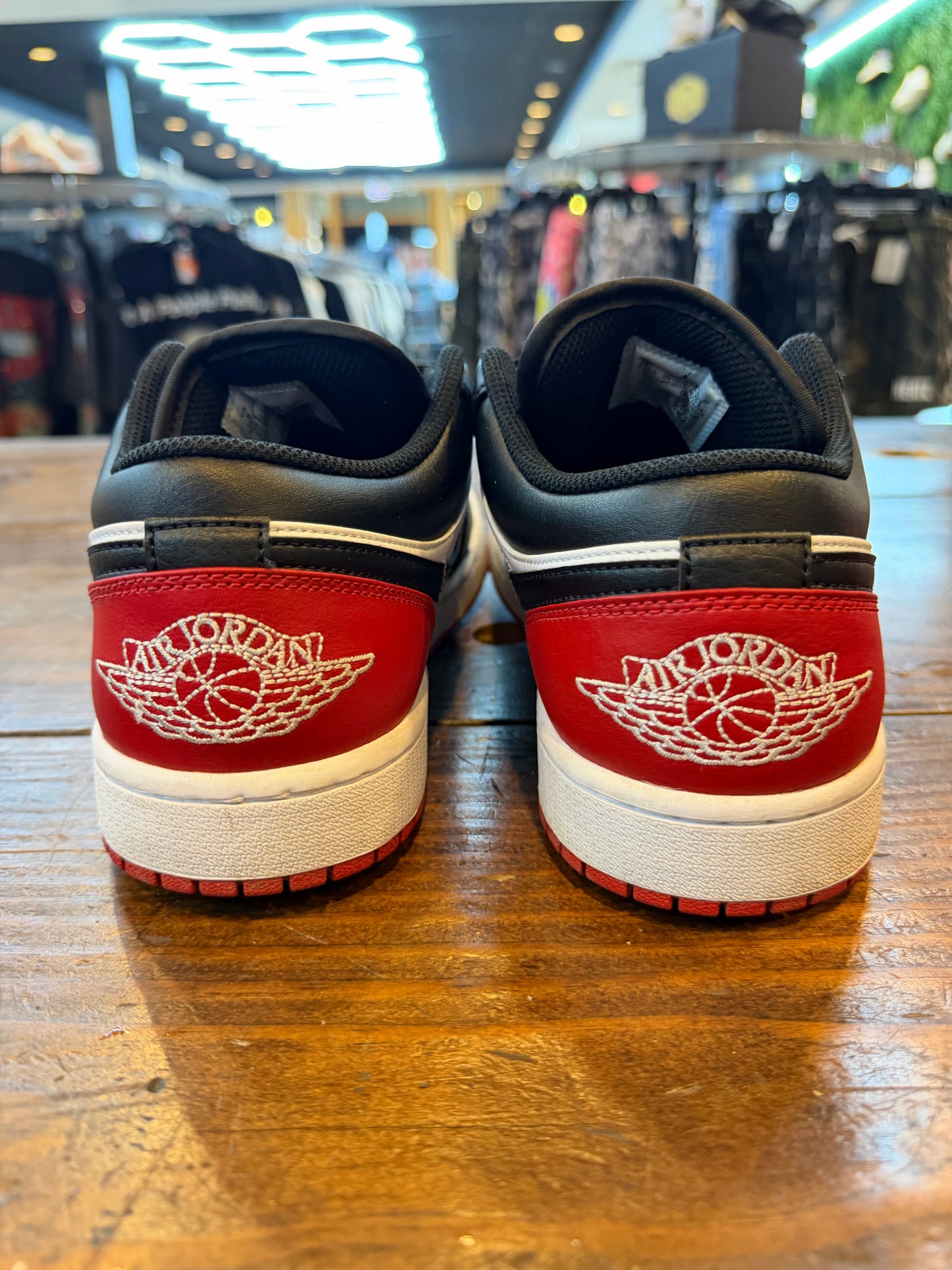 Jordan 1 Low Bred Toe 2.0 PRE-OWNED