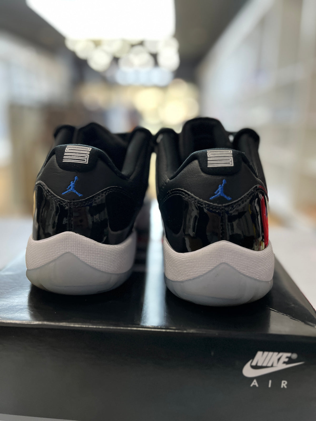 Jordan 11 Retro Low Space Jam PRE-OWNED
