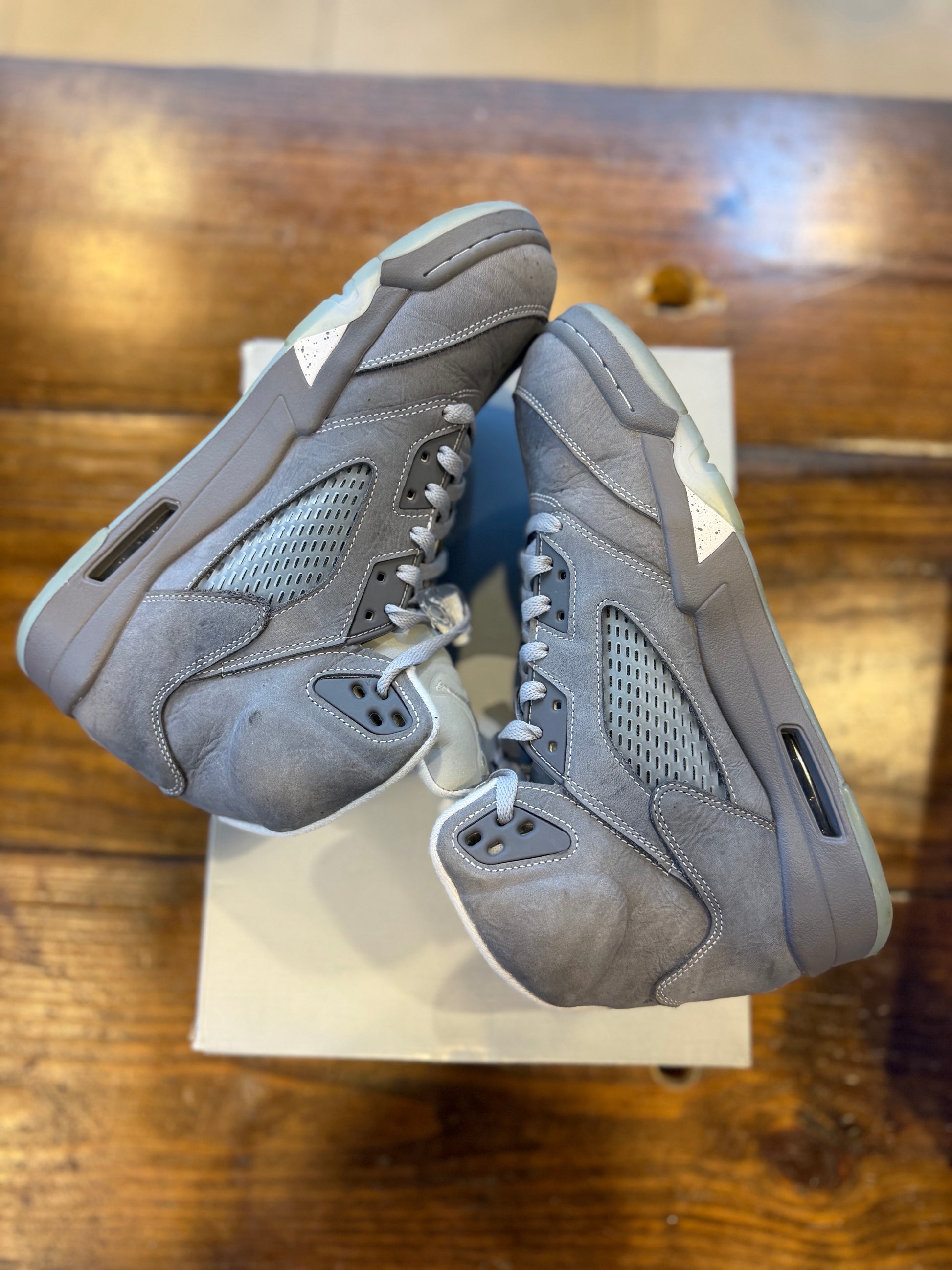 Jordan 5 Retro Wolf Grey (2026)