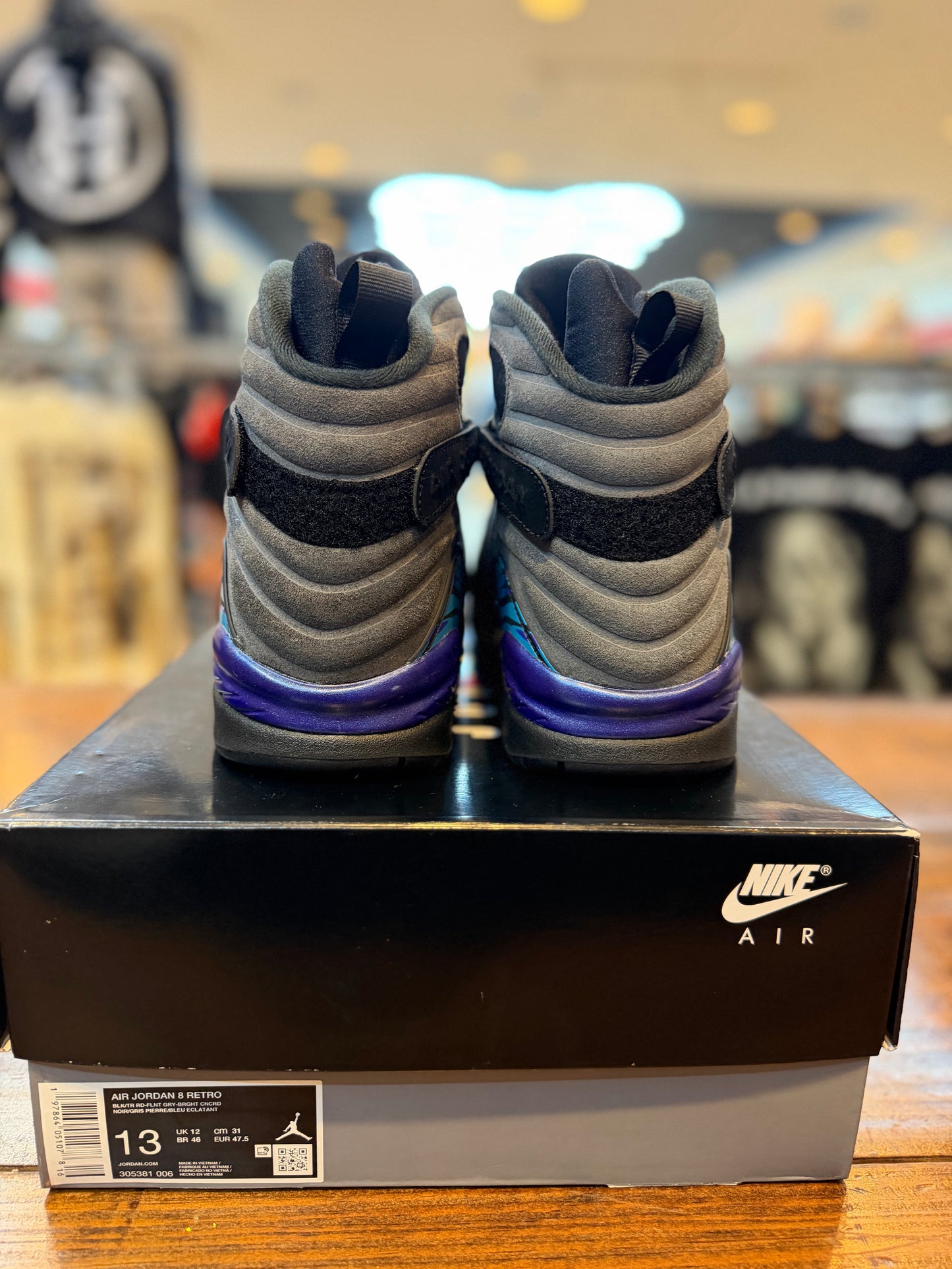 Jordan 8 Retro Aqua (2025) PRE-OWNED