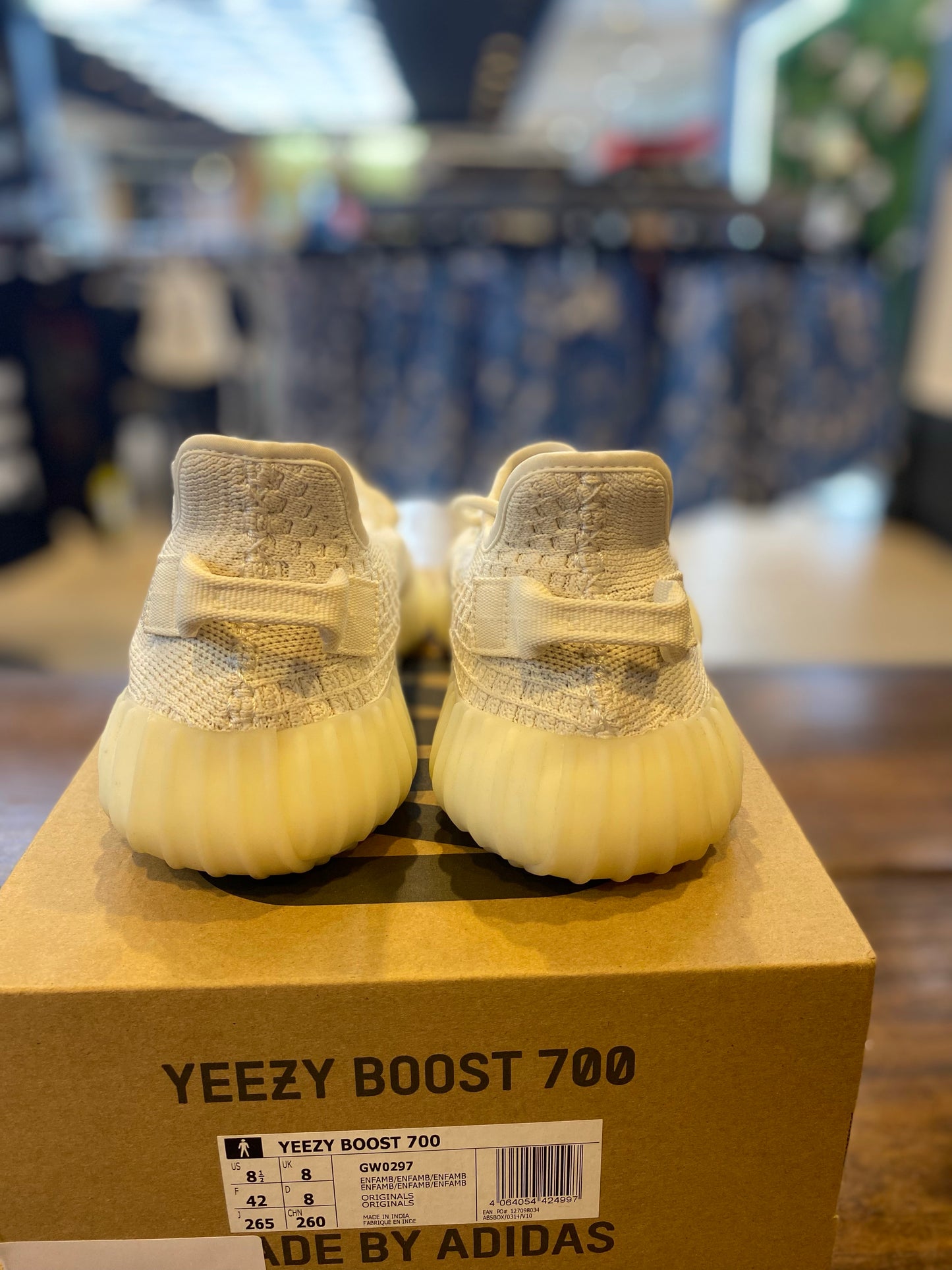 adidas Yeezy Boost 350 V2 Bone PRE-OWNED