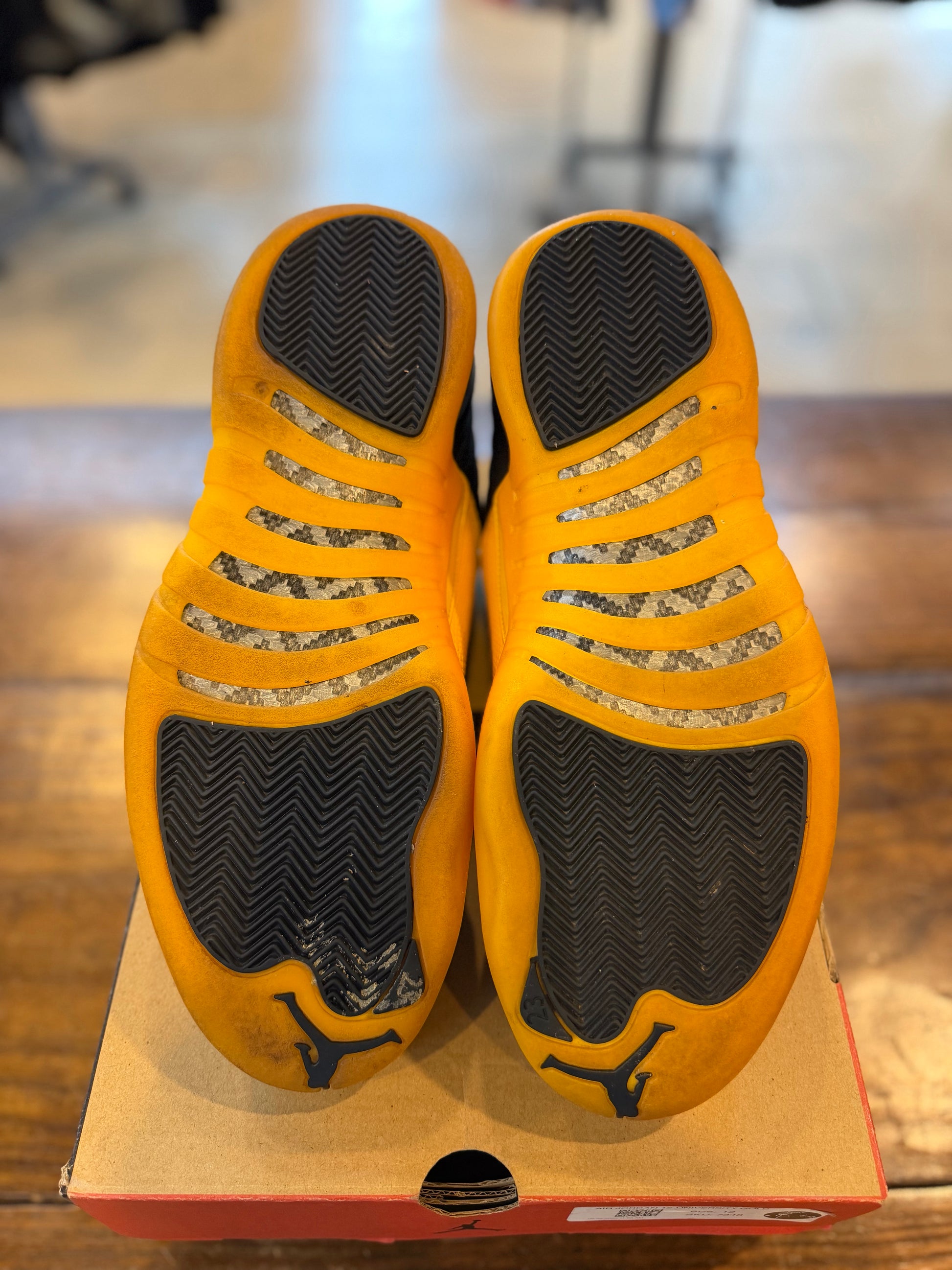 Jordan 12 Retro Black University Gold PRE-OWNED