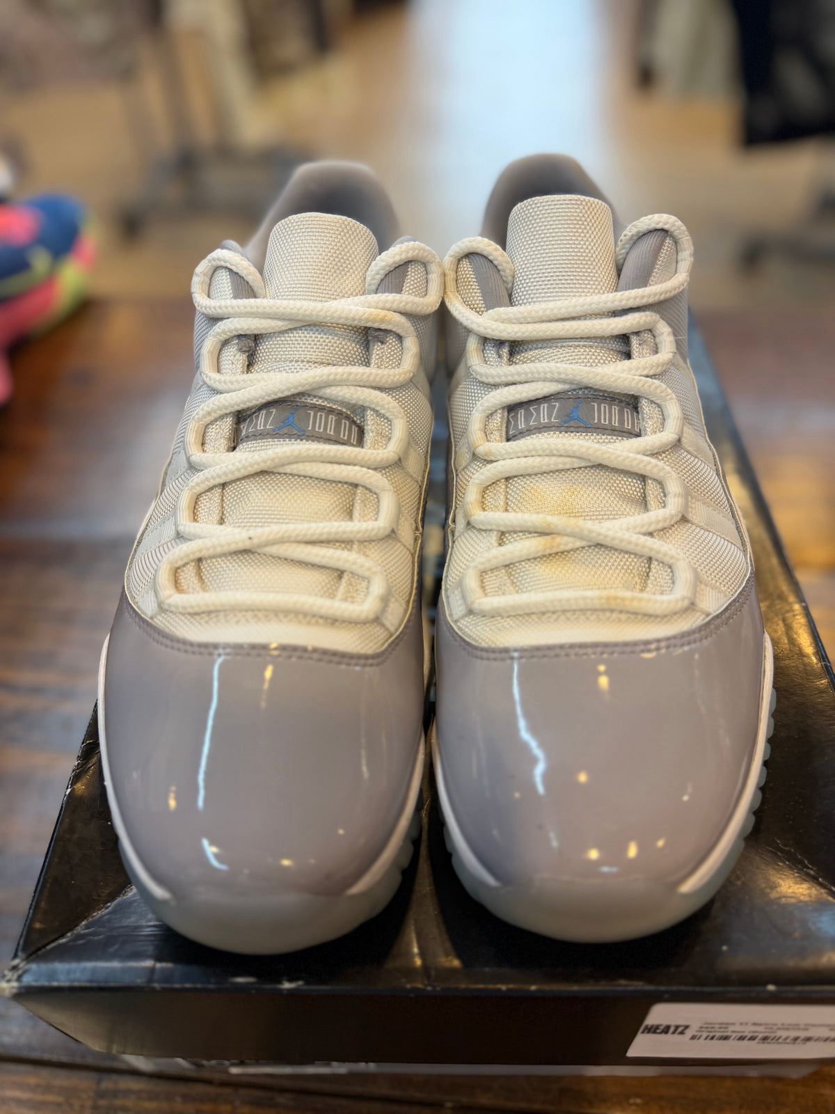 Jordan 11 Retro Low Cement Grey PRE-OWNED