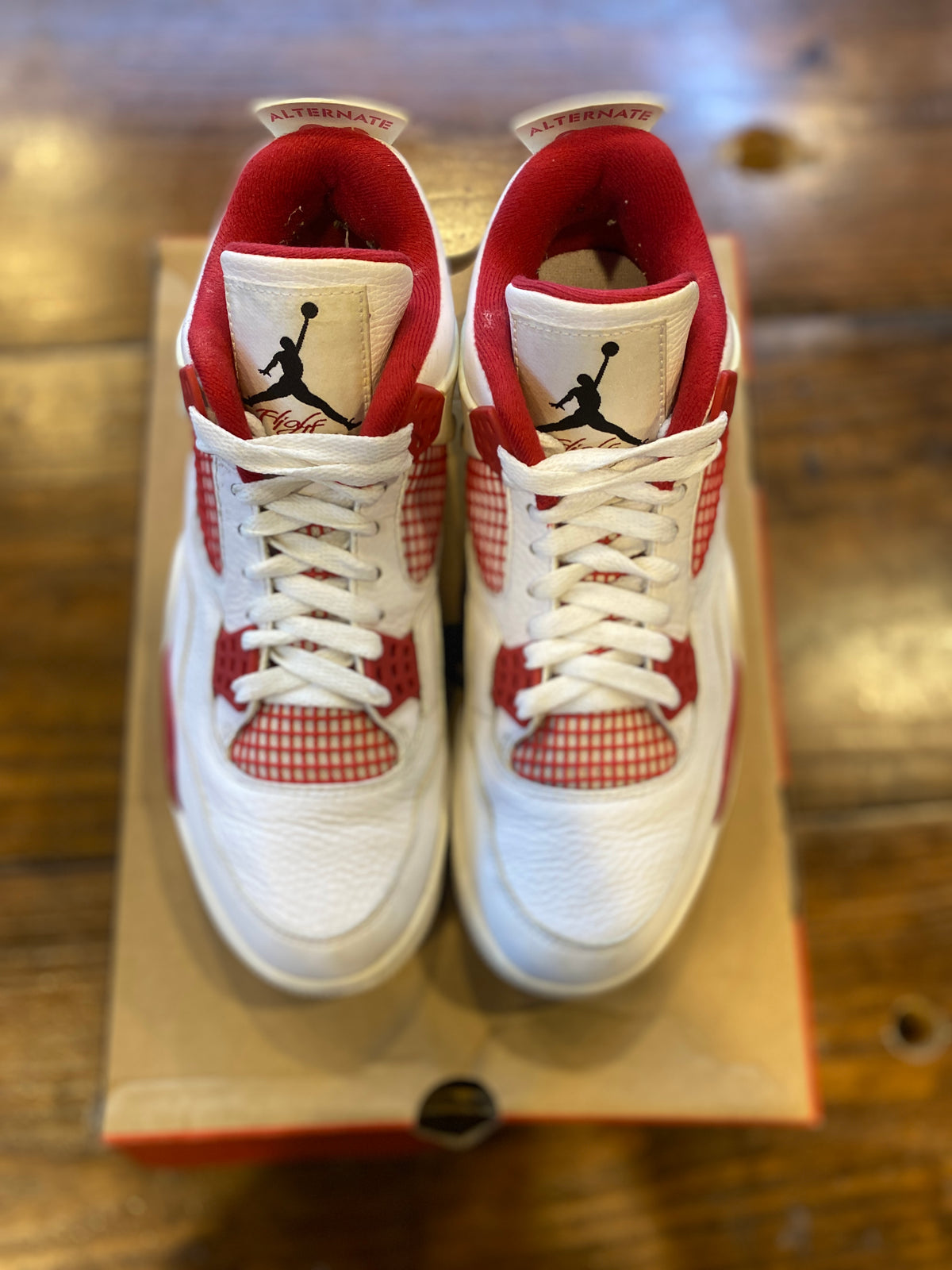 Jordan 4 Retro Alternate 89 PRE-OWNED