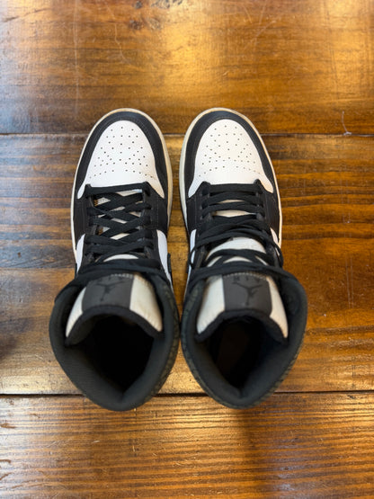 Jordan 1 Mid SE Panda Elephant PRE-OWNED