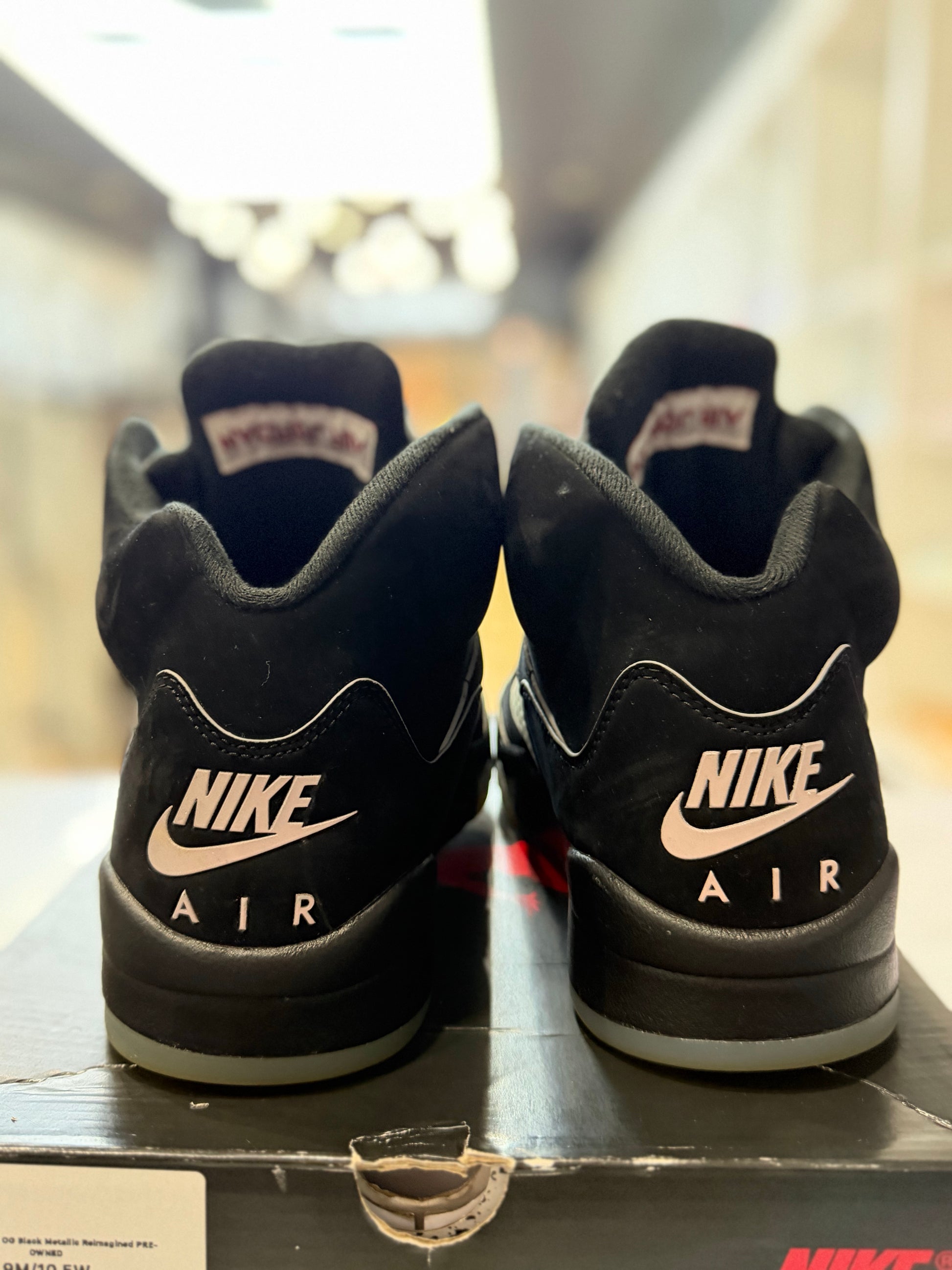 Jordan 5 Retro OG Black Metallic Reimagined PRE-OWNED