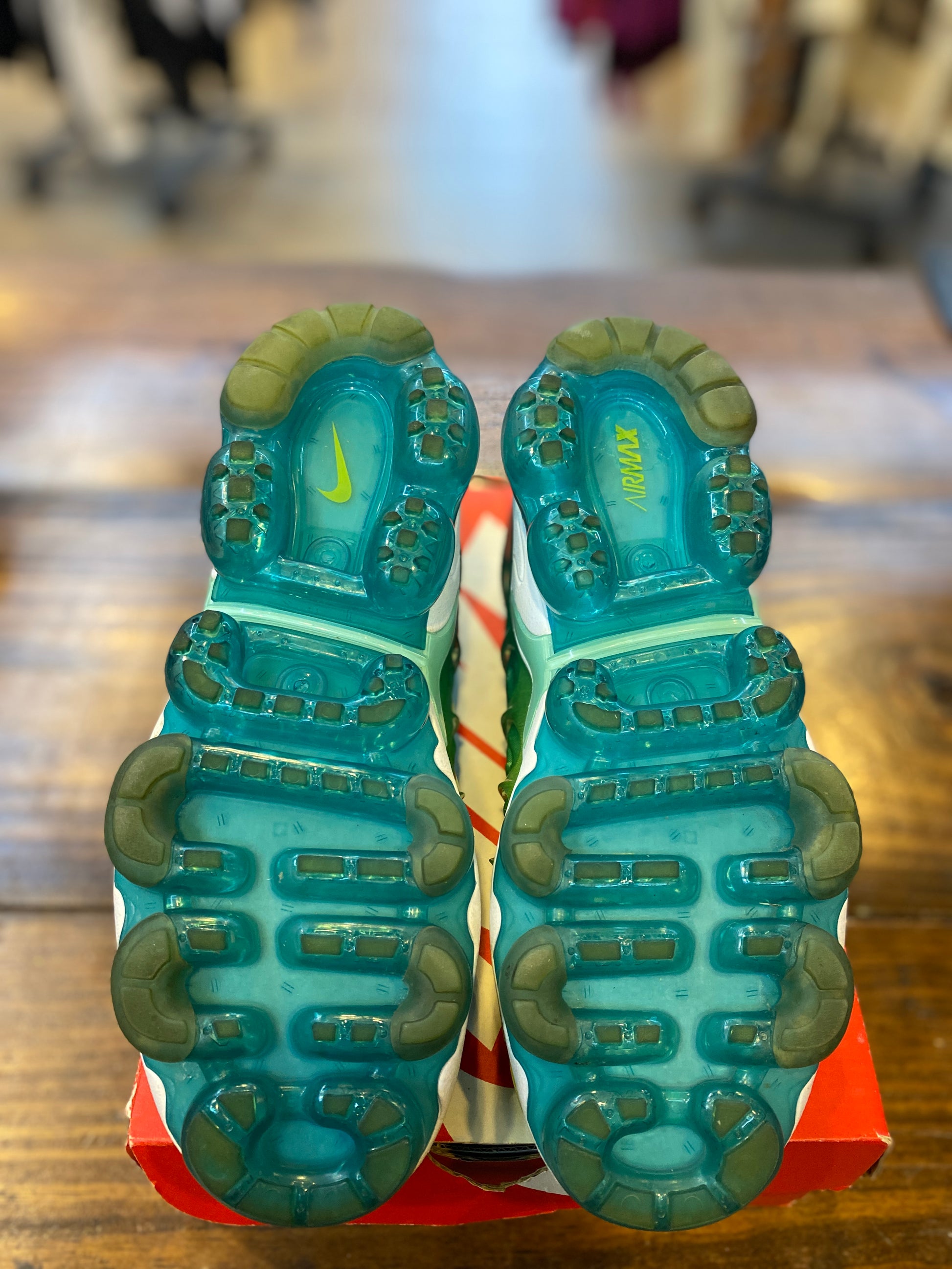 Nike Air VaporMax Plus Lemon Lime (Women's) PRE-OWNED