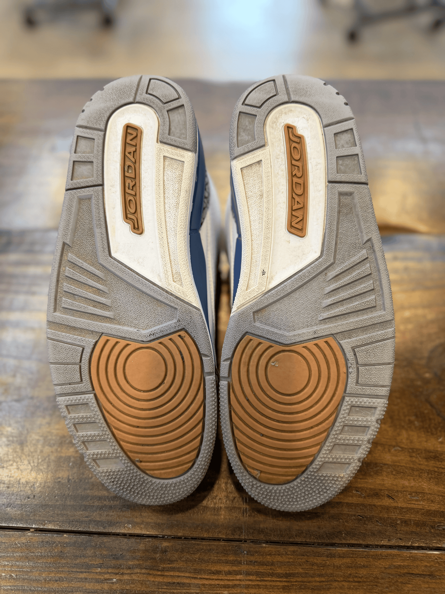 Jordan 3 Retro Wizards PRE-OWNED