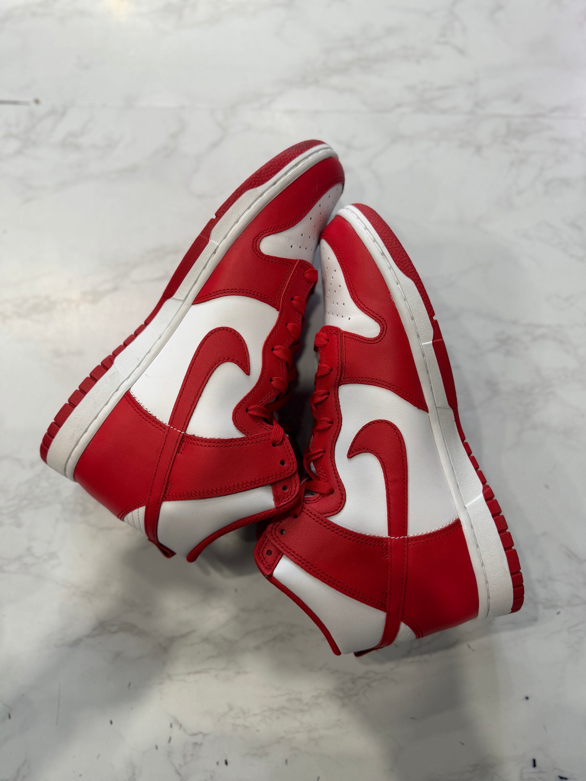 Nike Dunk High Championship White Red PRE-OWNED