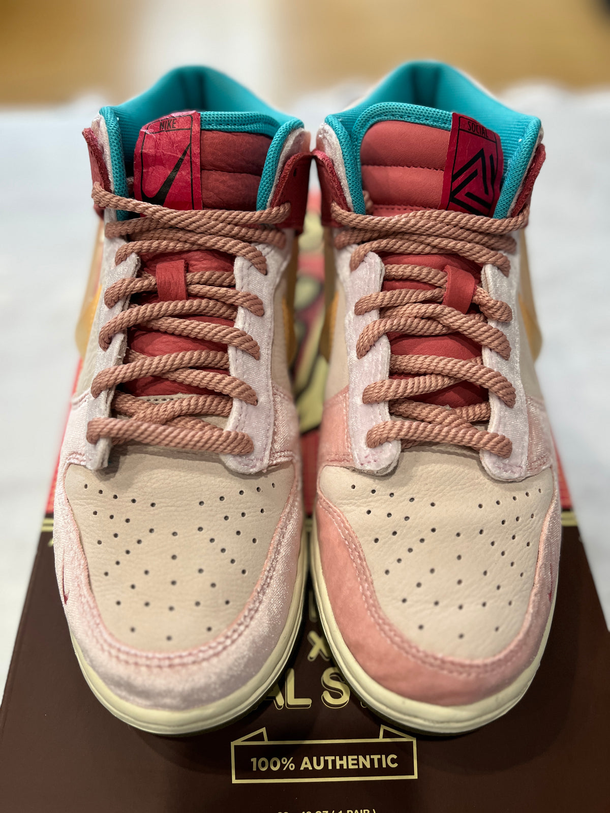 Nike Dunk Mid Social Status Free Lunch Strawberry Milk PRE-OWNED