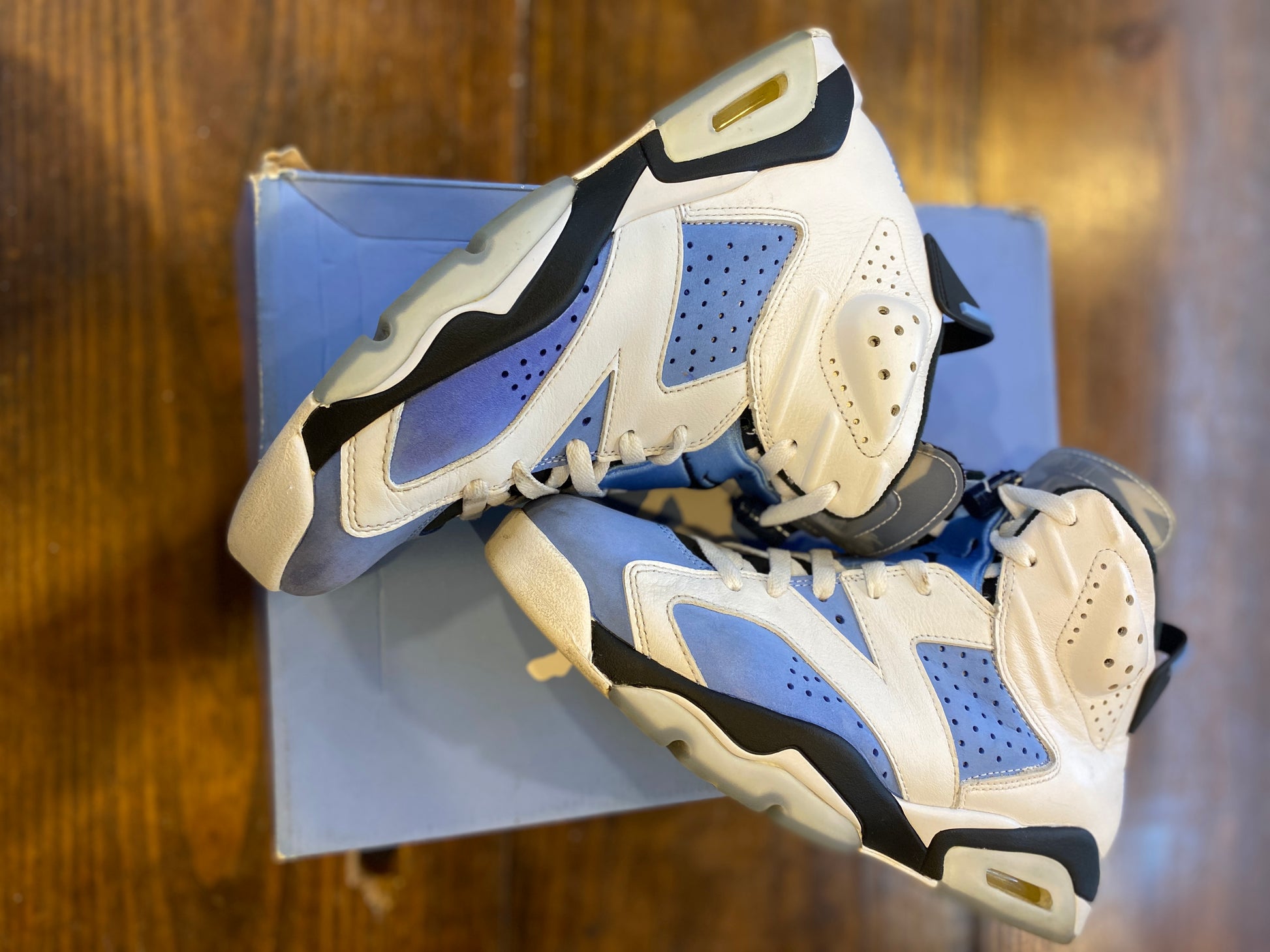 Jordan 6 Retro UNC White PRE-OWNED