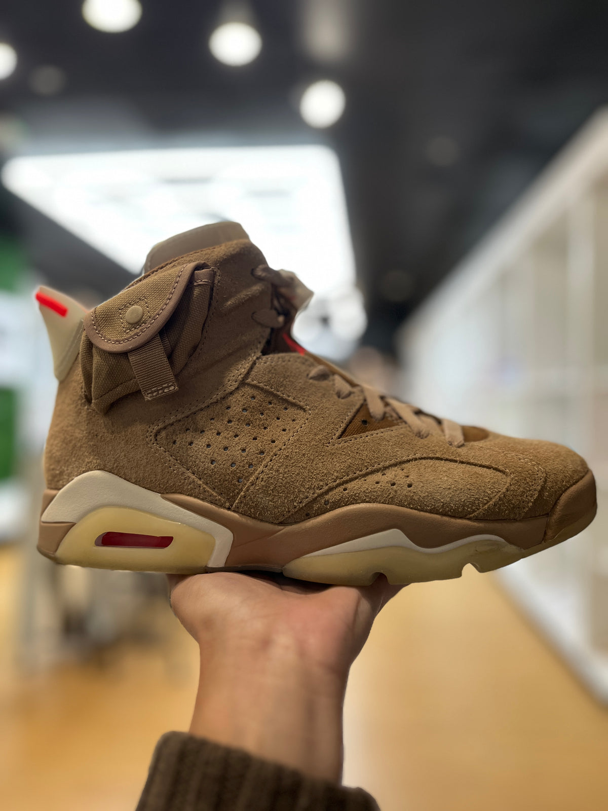 Jordan 6 Retro Travis Scott British Khaki PRE-OWNED