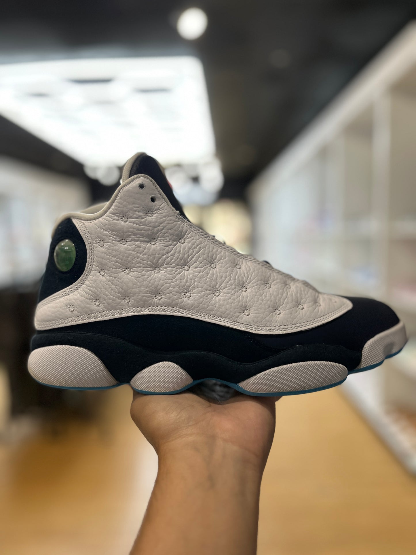 Jordan 13 Retro Obsidian Powder Blue White PRE-OWNED