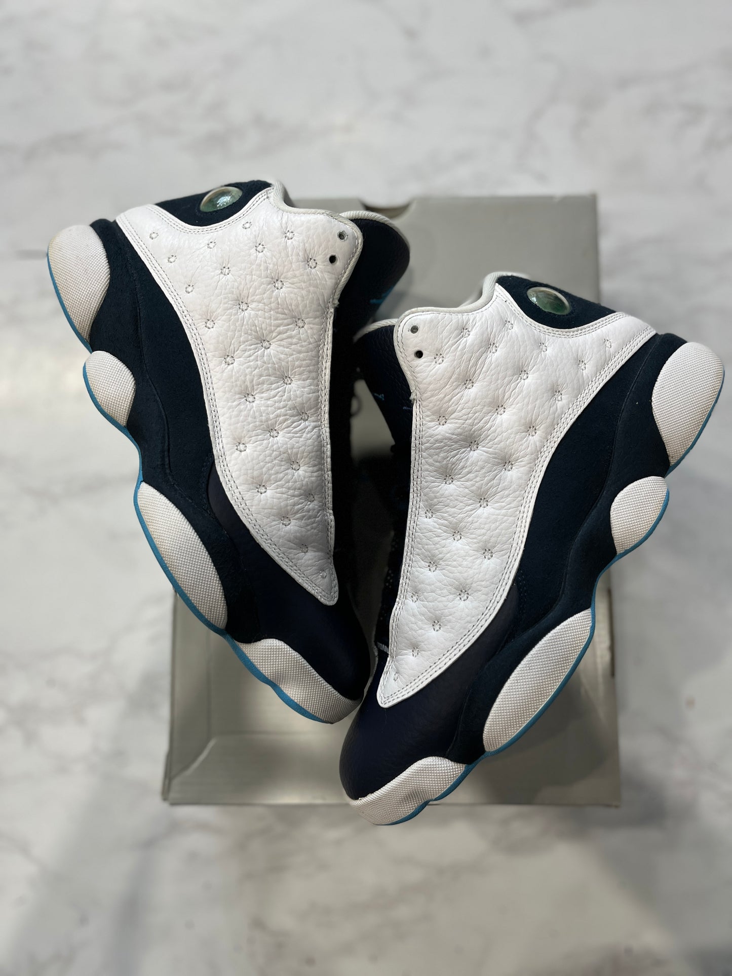 Jordan 13 Retro Obsidian Powder Blue White PRE-OWNED