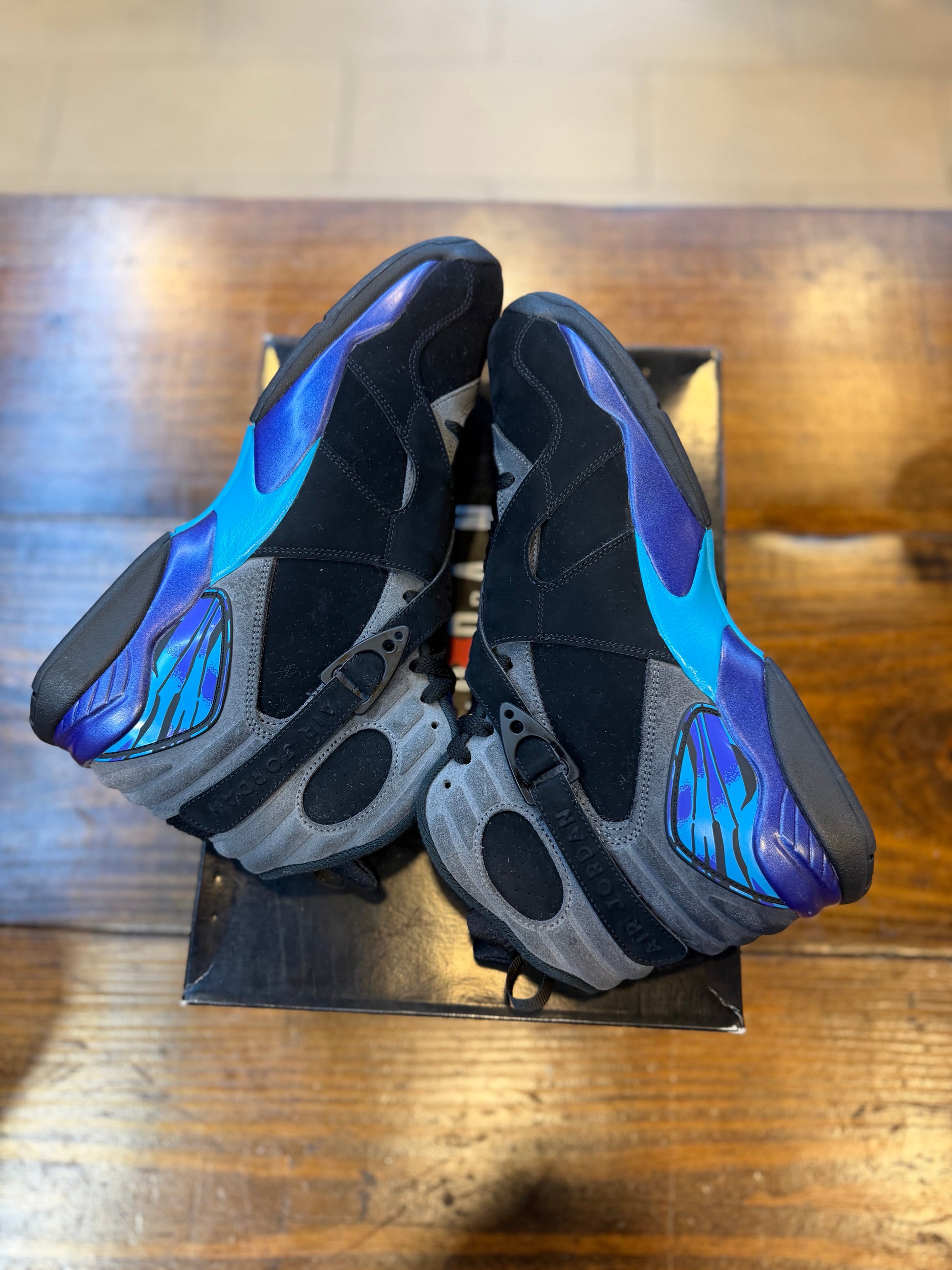 Jordan 8 Retro Aqua (2025) PRE-OWNED