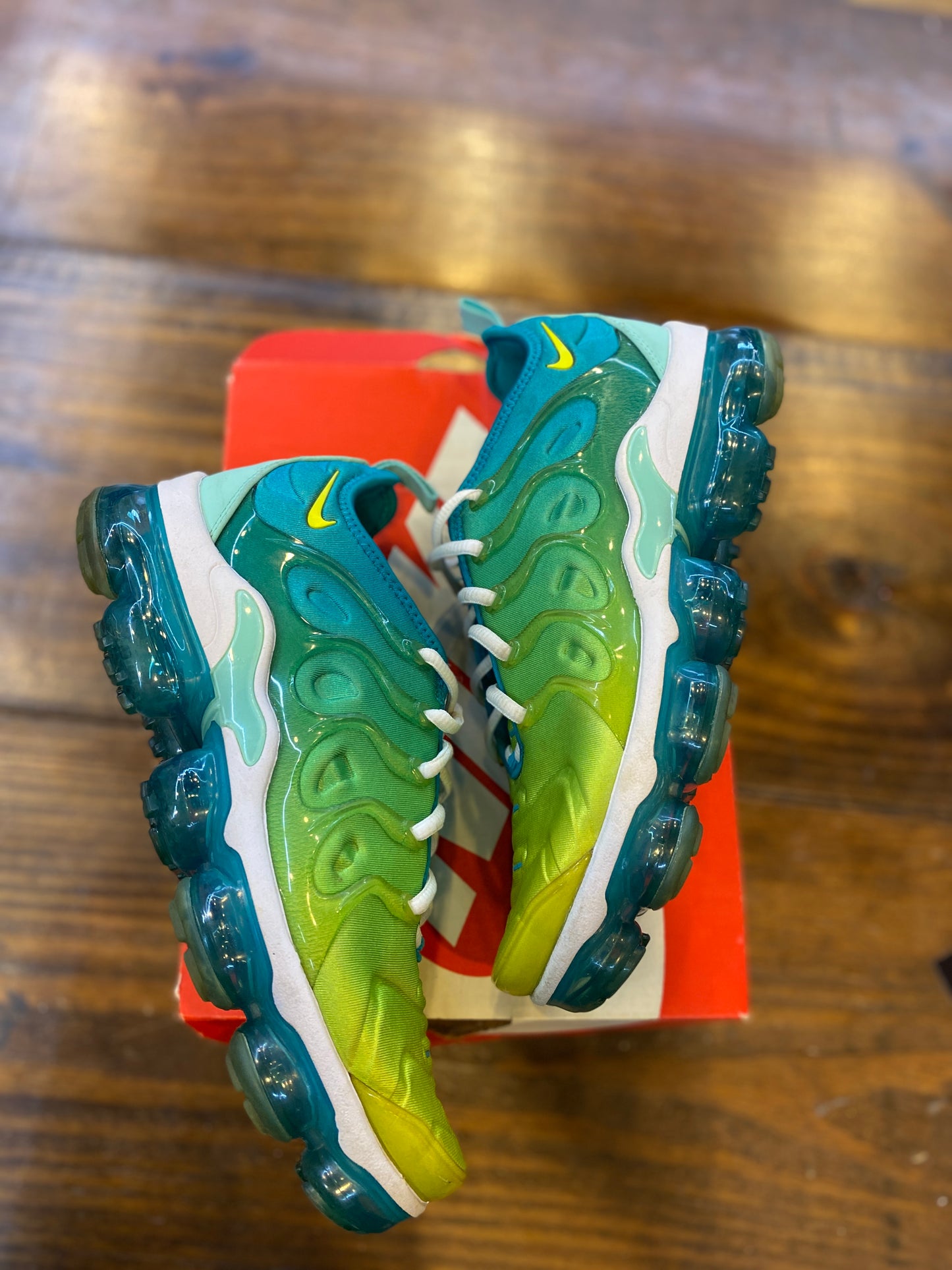 Nike Air VaporMax Plus Lemon Lime (Women's) PRE-OWNED