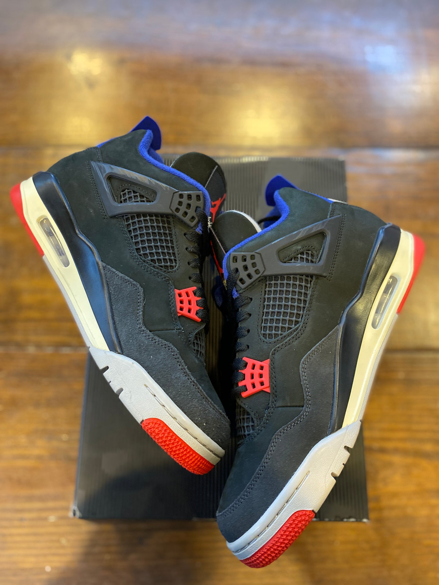 Jordan 4 Retro Rare Air (Gold Lettering) PRE-OWNED