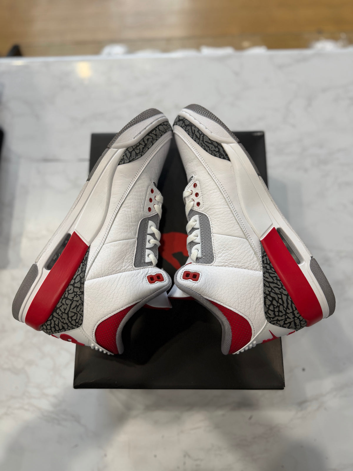 Jordan 3 Retro Fire Red (2022) PRE-OWNED