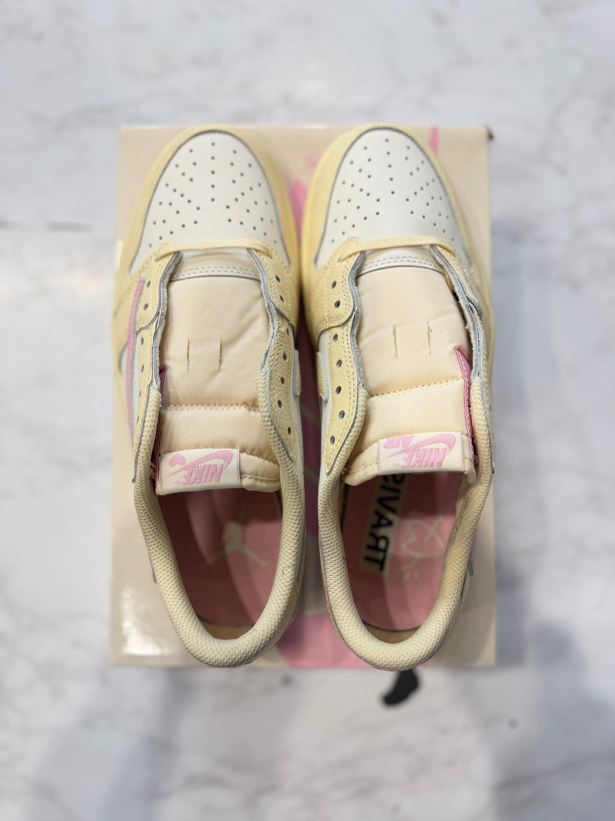 Jordan 1 Retro Low OG SP Travis Scott Shy Pink PRE-OWNED
