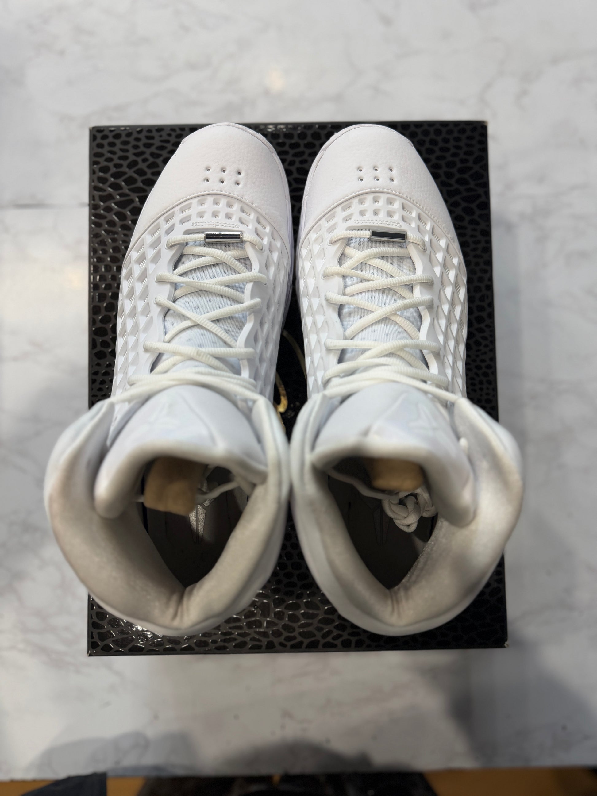 Nike Kobe 3 Protro Halo PRE-OWNED