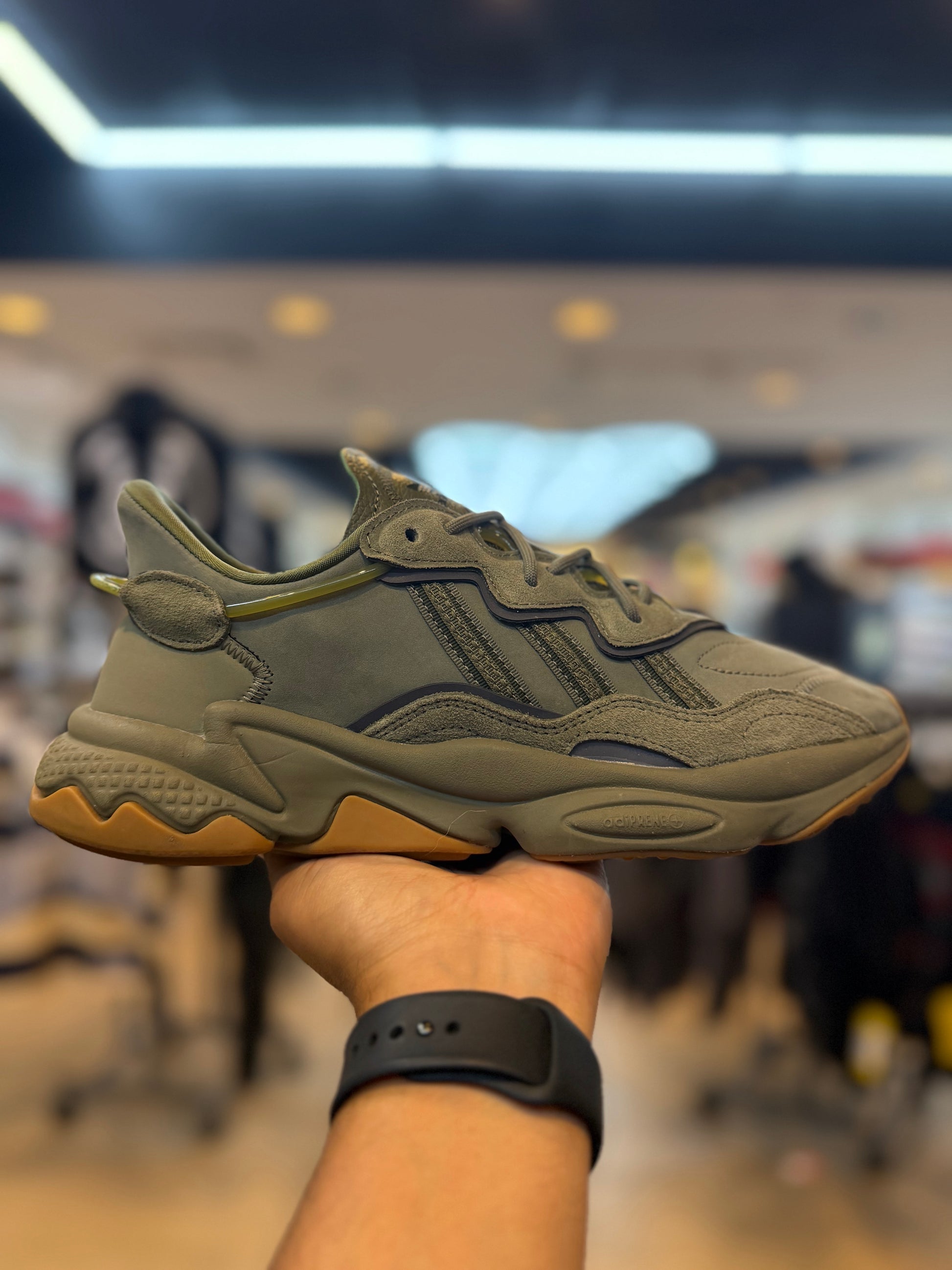 adidas Ozweego Trace Cargo PRE-OWNED