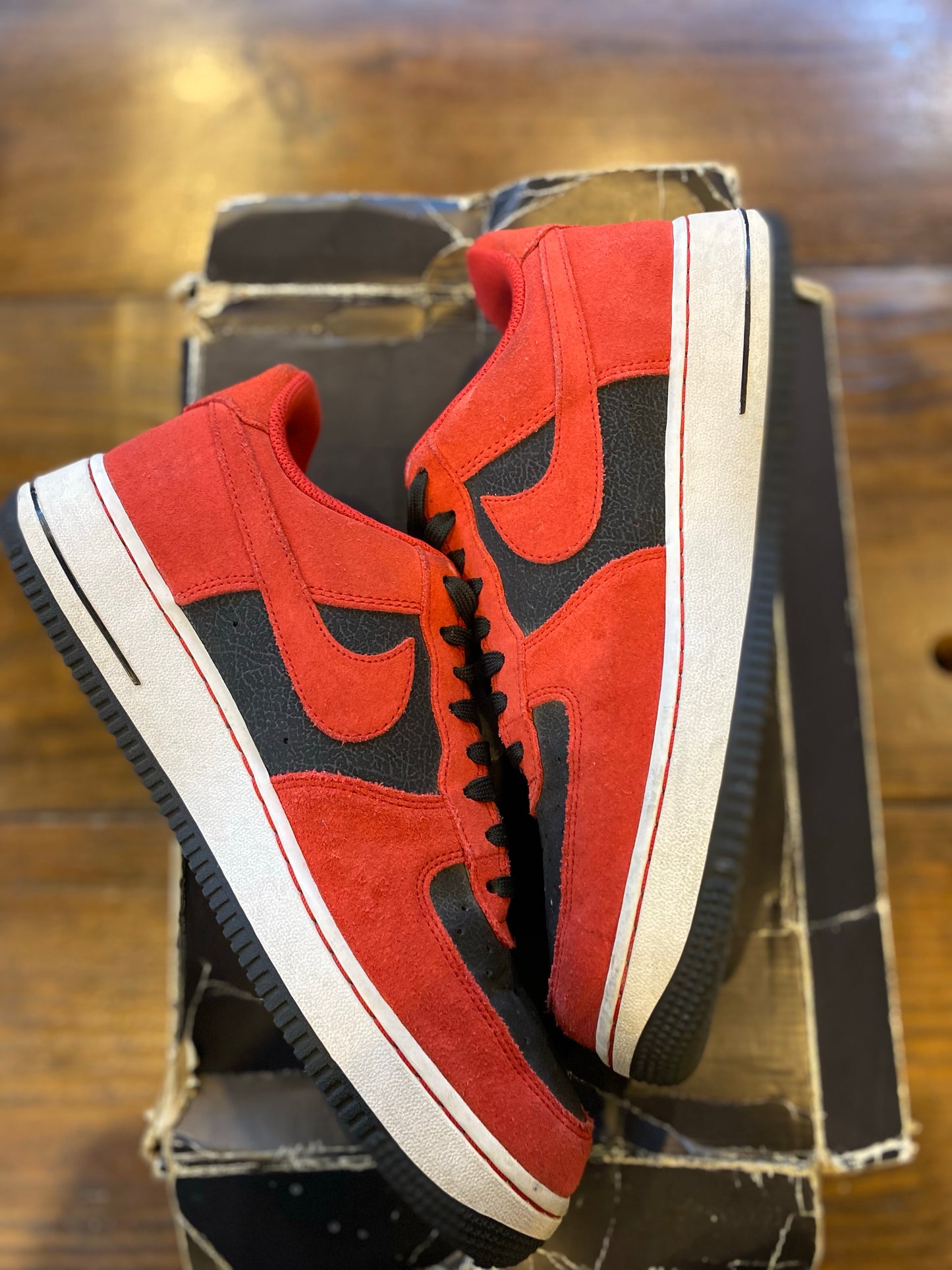 Nike Air Force 1 Bred PRE-OWNED